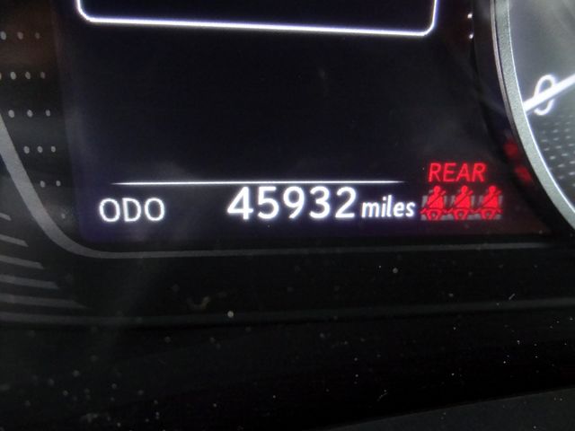 Thumbnail: 2021 Lexus UX - 26