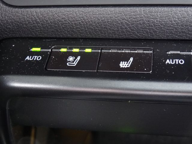 Thumbnail: 2021 Lexus UX - 33