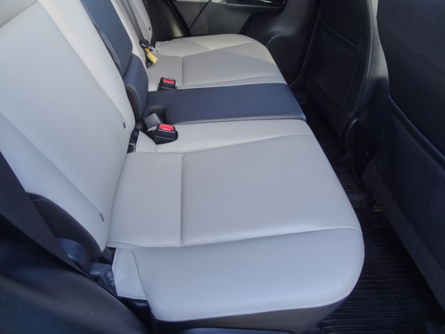 Thumbnail: 2018 Toyota RAV4 - 21