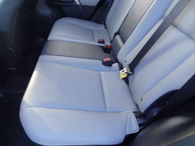 Thumbnail: 2018 Toyota RAV4 - 11
