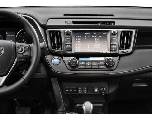 Thumbnail: 2018 Toyota RAV4 - 10