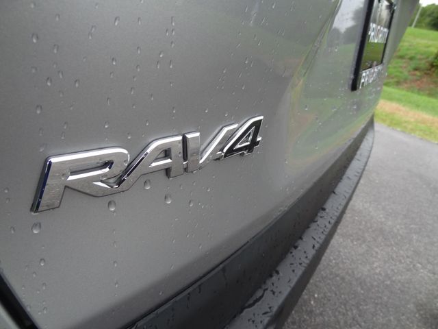 Thumbnail: 2024 Toyota RAV4 - 32