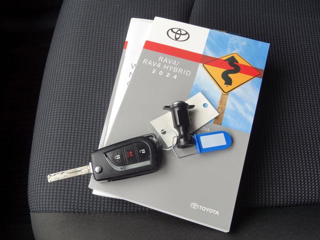 Thumbnail: 2024 Toyota RAV4 - 30