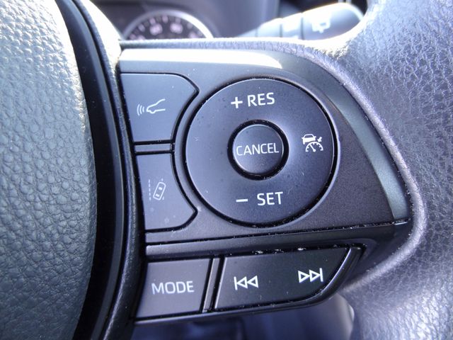 Thumbnail: 2022 Toyota RAV4 - 24