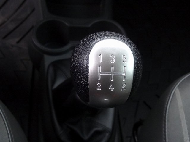 Thumbnail: 2015 Chevrolet Spark - 13