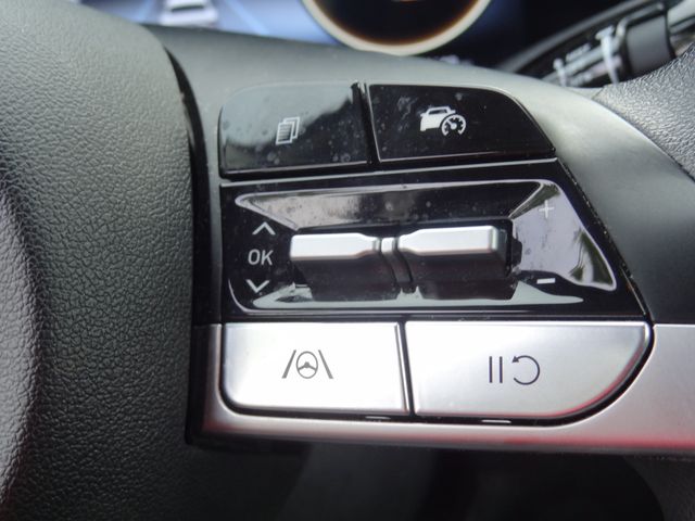 Thumbnail: 2024 Hyundai Elantra - 12