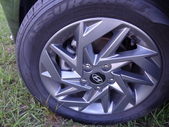 Thumbnail: 2024 Hyundai Elantra - 8