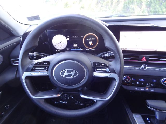 Thumbnail: 2024 Hyundai Elantra - 9