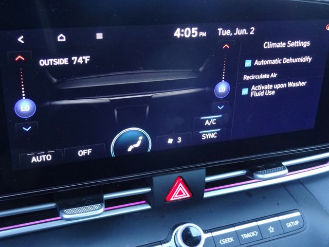 Thumbnail: 2024 Hyundai Elantra - 25