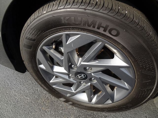 Thumbnail: 2024 Hyundai Elantra - 14