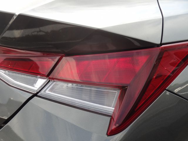 Thumbnail: 2024 Hyundai Elantra - 19