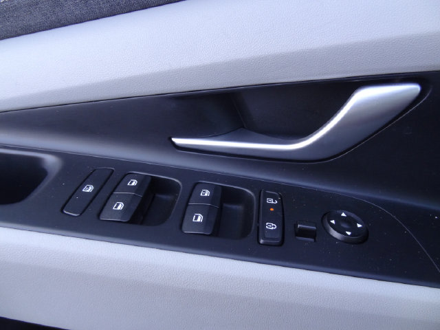 Thumbnail: 2024 Hyundai Elantra - 14