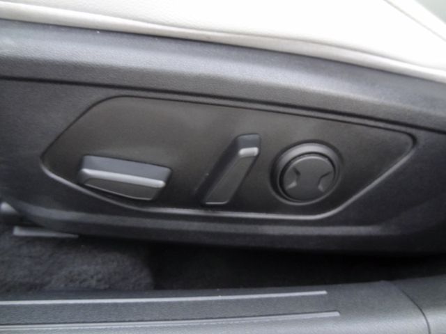 Thumbnail: 2024 Hyundai Elantra - 17