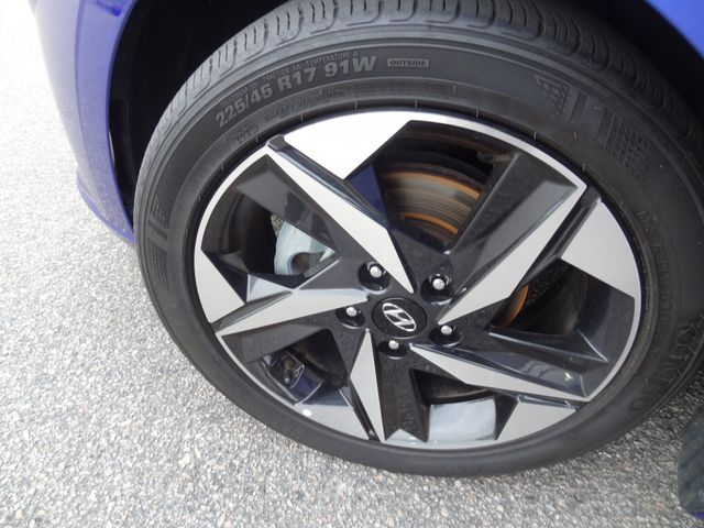 Thumbnail: 2023 Hyundai Elantra - 6