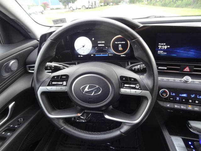 Thumbnail: 2023 Hyundai Elantra - 8