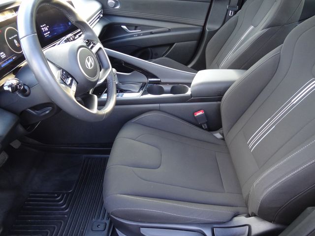 Thumbnail: 2024 Hyundai Elantra - 11