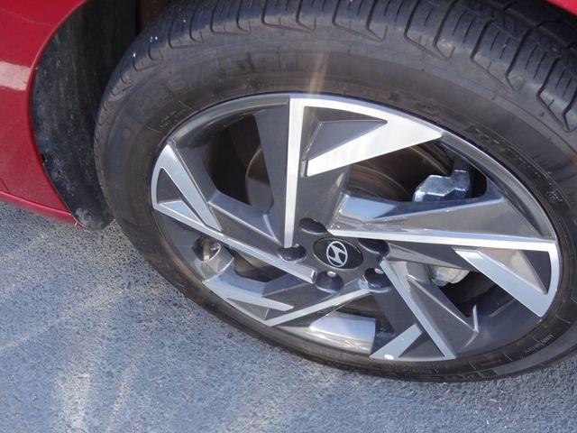 Thumbnail: 2025 Hyundai Elantra - 14