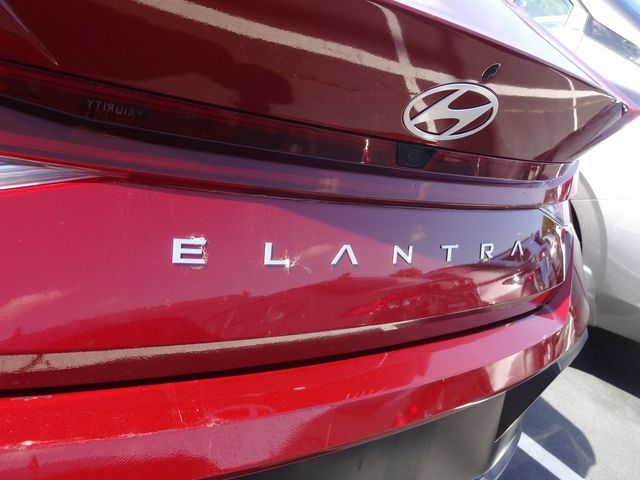 Thumbnail: 2025 Hyundai Elantra - 16