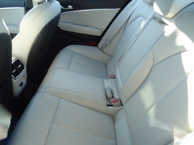 Thumbnail: 2024 Genesis G70 - 7