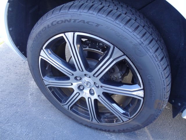 Thumbnail: 2019 Volvo XC60 - 6
