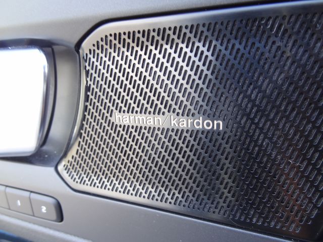 Thumbnail: 2023 Volvo C40 - 16