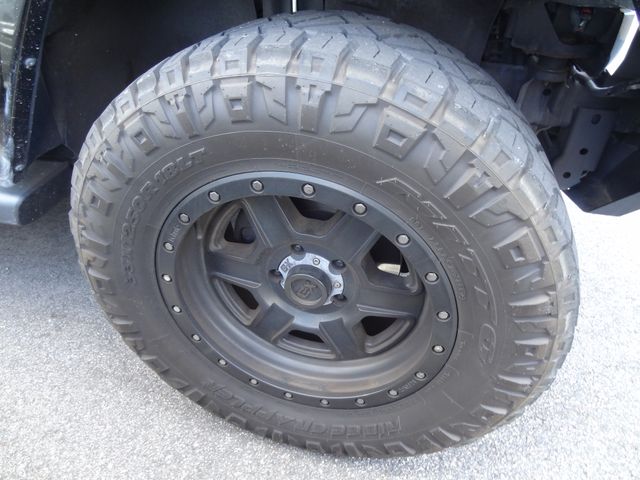 Thumbnail: 2017 Jeep Wrangler - 14