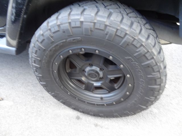 Thumbnail: 2017 Jeep Wrangler - 12