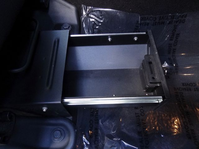 Thumbnail: 2015 Jeep Wrangler - 29