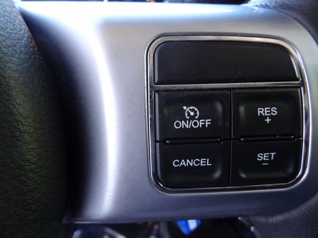 Thumbnail: 2016 Jeep Wrangler - 23