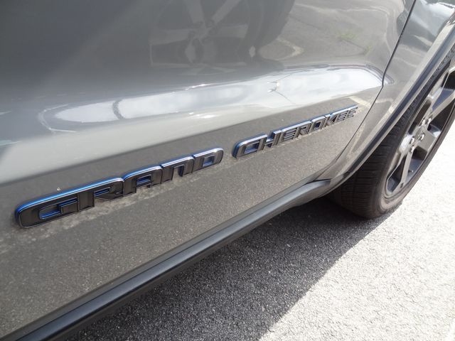 Thumbnail: 2019 Jeep Grand Cherokee - 3