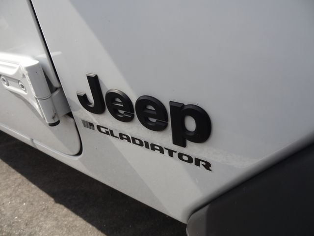 Thumbnail: 2024 Jeep Gladiator - 4
