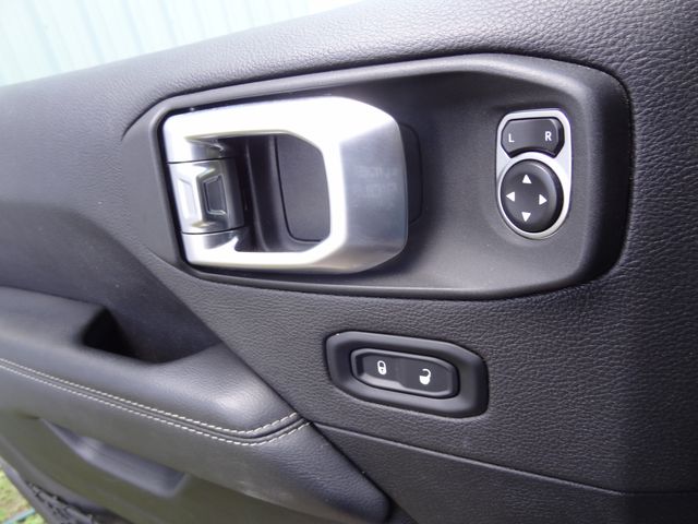 Thumbnail: 2020 Jeep Gladiator - 22