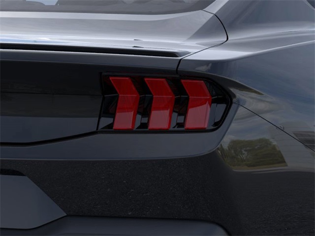 2025 Ford Mustang  21