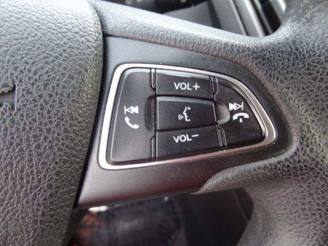 Thumbnail: 2016 Ford Focus - 23