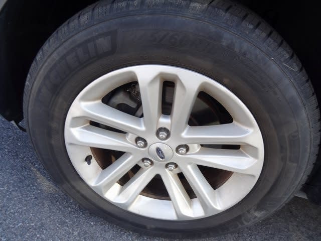 Thumbnail: 2017 Ford Explorer - 15