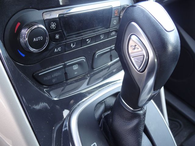 Thumbnail: 2013 Ford Escape - 20