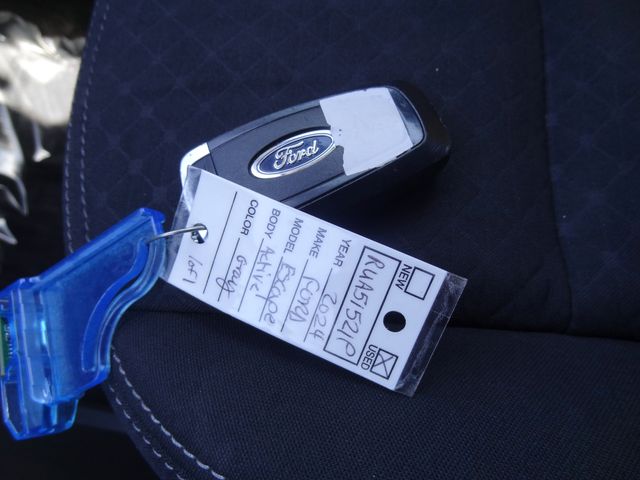 Thumbnail: 2024 Ford Escape - 36