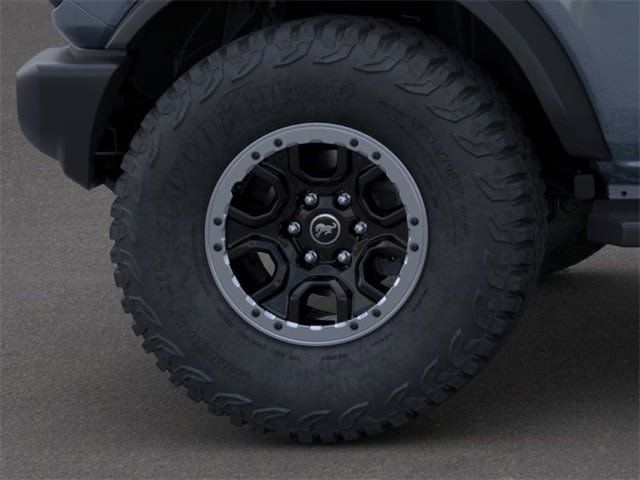 2024 Ford Bronco Outer Banks 7