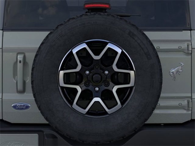 2024 Ford Bronco Outer Banks 25