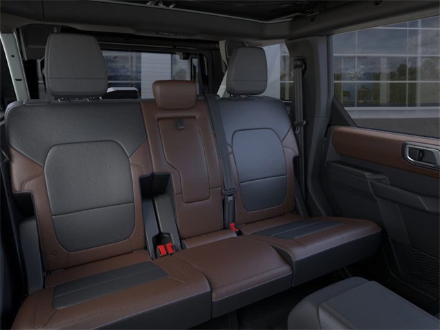 2024 Ford Bronco Outer Banks 9