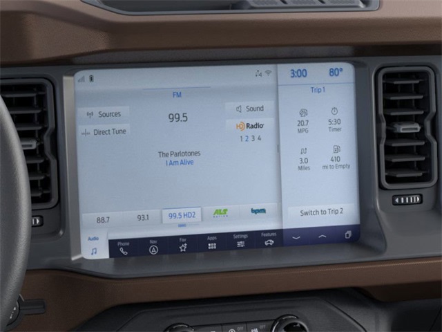 2024 Ford Bronco Outer Banks 10