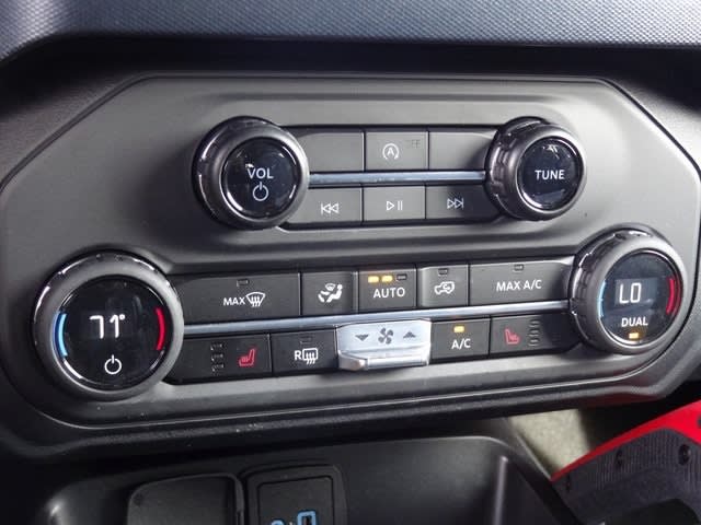 Thumbnail: 2024 Ford Bronco - 31