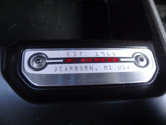 Thumbnail: 2024 Ford Bronco - 17