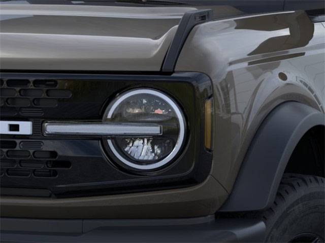 2025 Ford Bronco Outer Banks 21