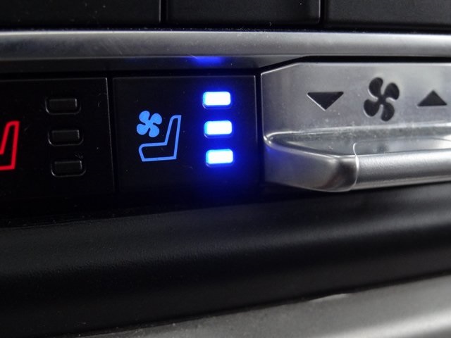 Thumbnail: 2023 Ford Expedition MAX - 38