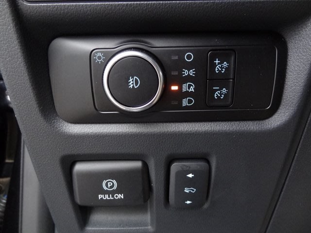 Thumbnail: 2023 Ford Expedition MAX - 28