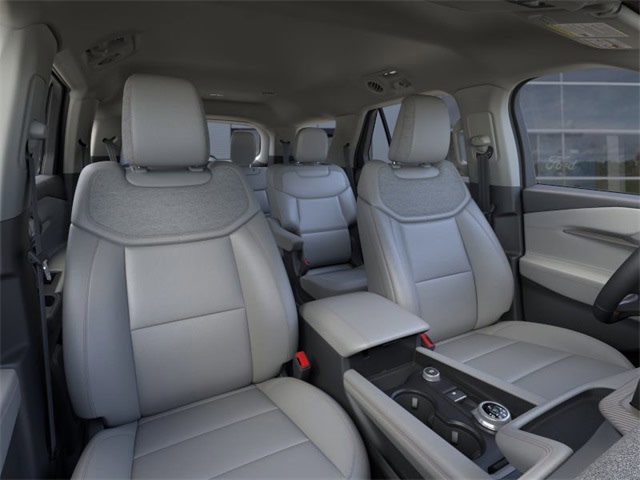 2025 Ford Explorer Active 7