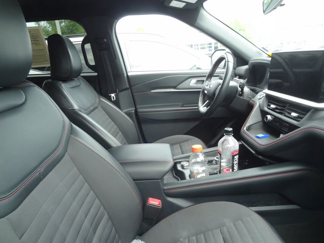 Thumbnail: 2025 Ford Explorer - 6