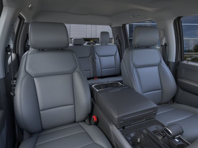 2025 Ford F-150 Lightning Flash - Photo 8