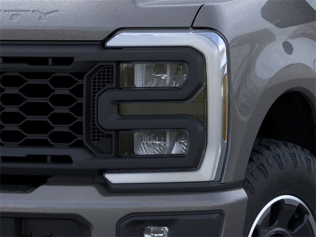 2025 Ford F-250 Lariat 19
